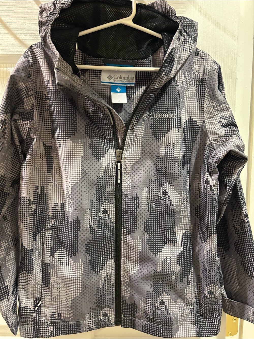Columbia Kids Gray Pixel Camo Hooded Rain Jacket size 8